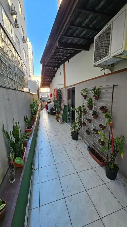 Apartamento completo uma cuadra do mar, Balneário Camboriú, na Avenida dos Estados em Balneário Camboriú/SC — foto 8