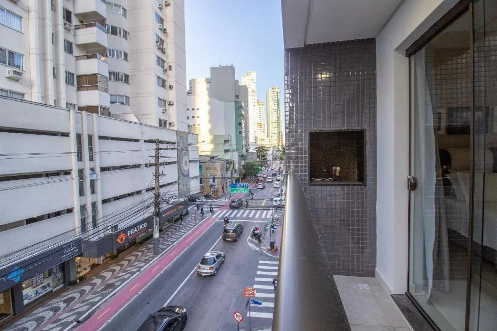 apt Cristo Luz, Balneário Camboriú, na Rua Libéria, 264 Apt 101. Piso em Balneário Camboriú/SC — foto 25