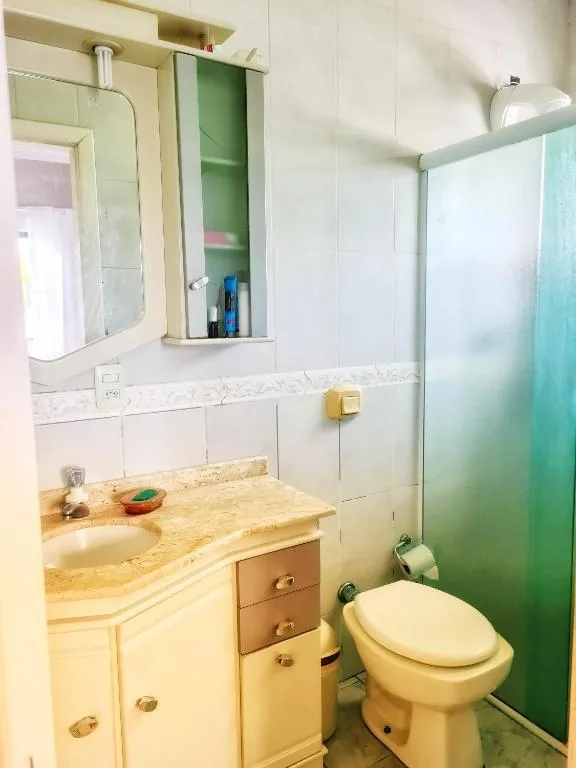 Casa de praia no Estaleirinho Balneário Camboriú, Balneário Camboriú, na Avenida Rodesindo Pavan, 1167 Próximo ao parque Water Play Estaleirinho em Balneário Camboriú/SC — foto 3