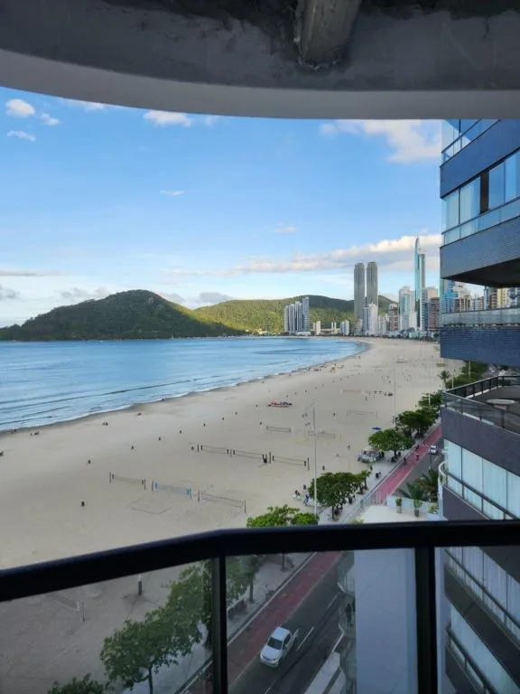 Apto frente mar 3 suítes, Balneário Camboriú, na Rua em Balneário Camboriú/SC — foto 10
