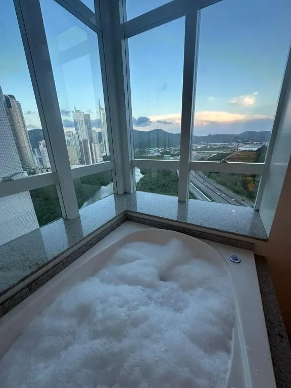 Luxo com SPA no Marina Beach Towers, Balneário Camboriú, na Avenida Brasil em Balneário Camboriú/SC — foto 34