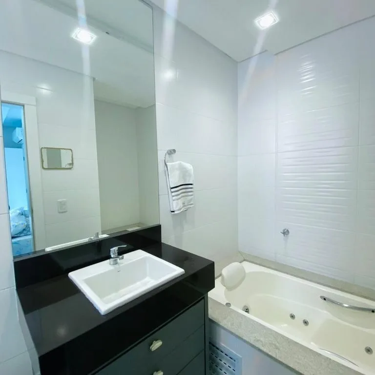 Amplo apartamento perto da praia, Balneário Camboriú, na Rua em Balneário Camboriú/SC — foto 13