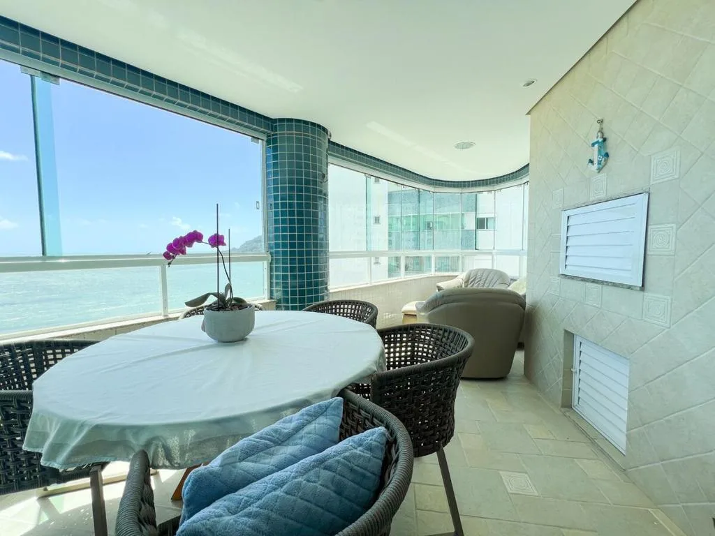 Amplo apartamento vista mar, Balneário Camboriú, na Rua em Balneário Camboriú/SC — foto 4