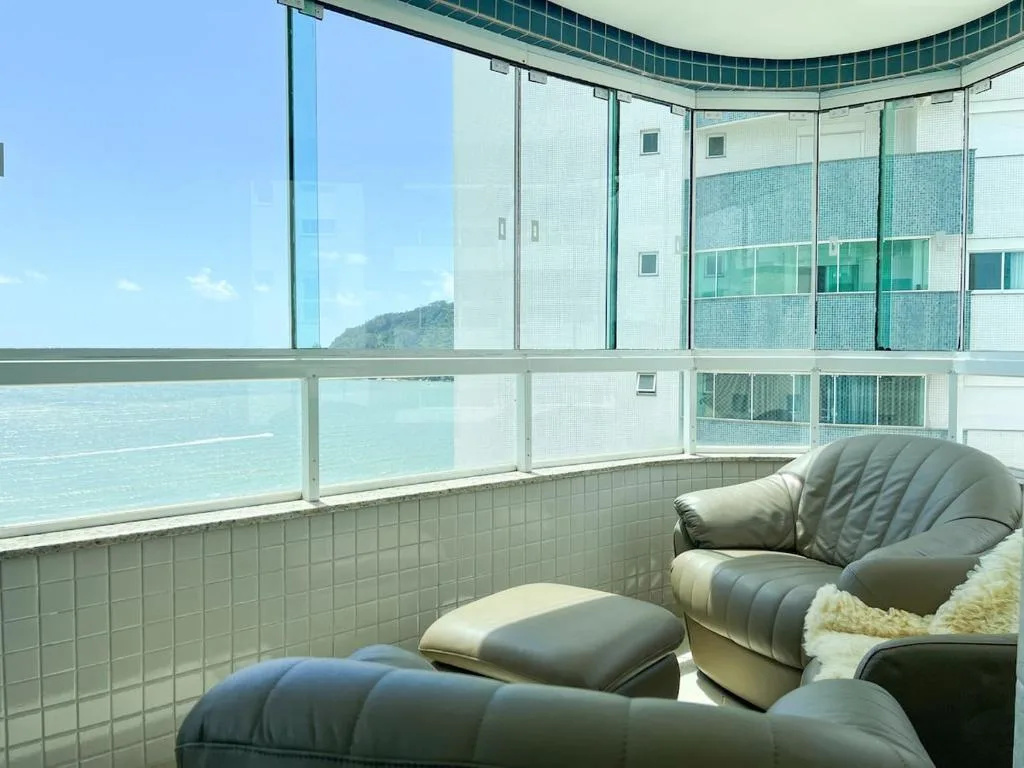 Amplo apartamento vista mar, Balneário Camboriú, na Rua em Balneário Camboriú/SC — foto 11
