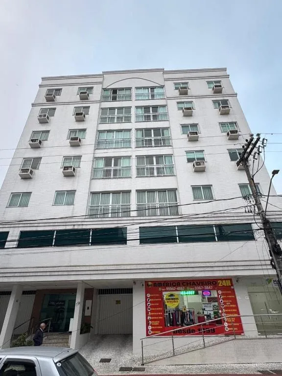 Barbecue, AC living room and bedroom 400 meters from the sea, Balneário Camboriú, na Rua Síria, 114 Edificio Villi Fabrizzi em Balneário Camboriú/SC — foto 6