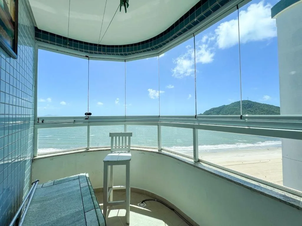 Amplo apartamento vista mar, Balneário Camboriú, na Rua em Balneário Camboriú/SC — foto 17