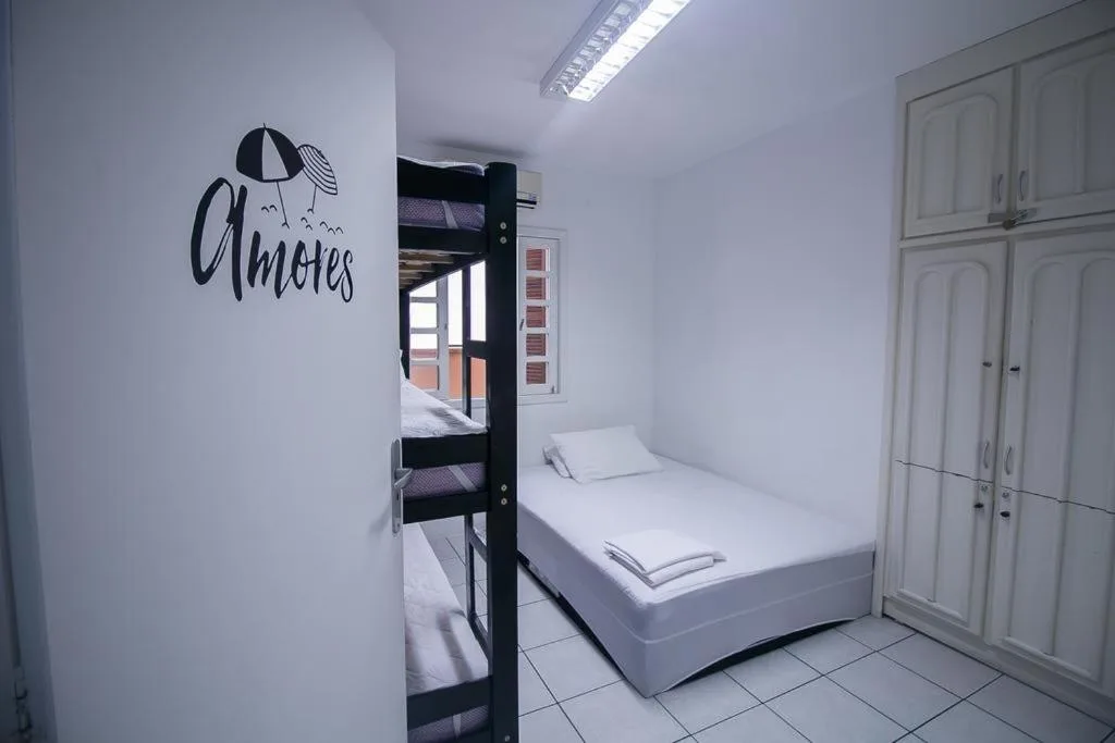 Positive Hostel, Balneário Camboriú, na Rua Protásio Caetano em Balneário Camboriú/SC — foto 4