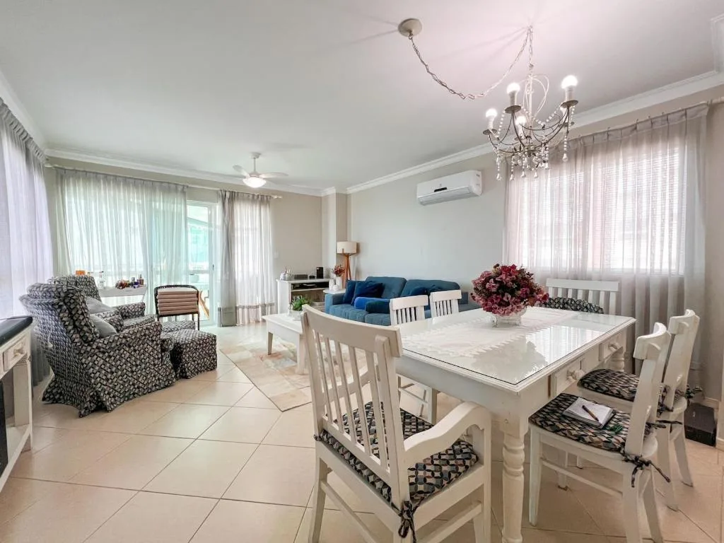 Amplo apartamento vista mar, Balneário Camboriú, na Rua em Balneário Camboriú/SC — foto 25
