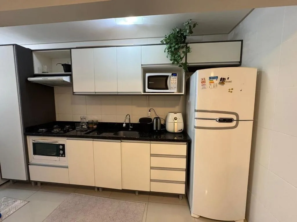 Barbecue, AC living room and bedroom 400 meters from the sea, Balneário Camboriú, na Rua Síria, 114 Edificio Villi Fabrizzi em Balneário Camboriú/SC — foto 18