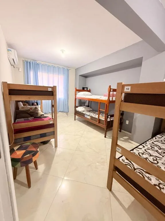 Hostel Red Sea, Balneário Camboriú, na R. Venezuela, 333 em Balneário Camboriú/SC — foto 6