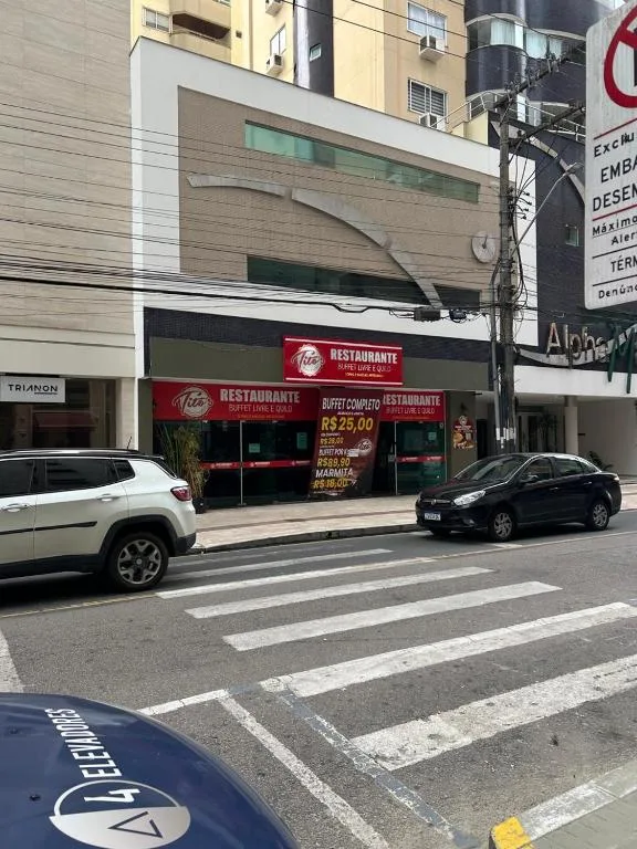 Barbecue, AC living room and bedroom 400 meters from the sea, Balneário Camboriú, na Rua Síria, 114 Edificio Villi Fabrizzi em Balneário Camboriú/SC — foto 26