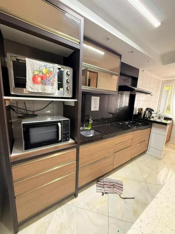 Hostel Red Sea, Balneário Camboriú, na R. Venezuela, 333 em Balneário Camboriú/SC — foto 15