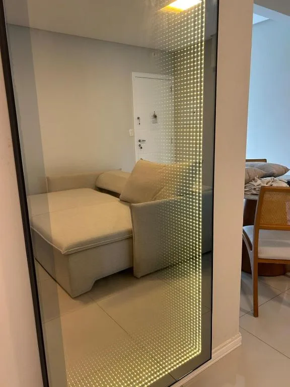 Barbecue, AC living room and bedroom 400 meters from the sea, Balneário Camboriú, na Rua Síria, 114 Edificio Villi Fabrizzi em Balneário Camboriú/SC — foto 31