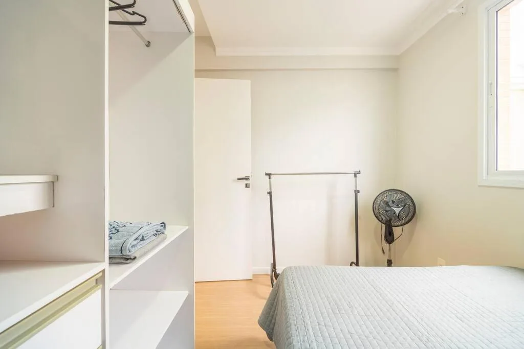 QUARTO privativo para 1 pessoa em Home Club, Balneário Camboriú, na 431 Rua Israel, Condomínio Garden Village em Balneário Camboriú/SC — foto 10