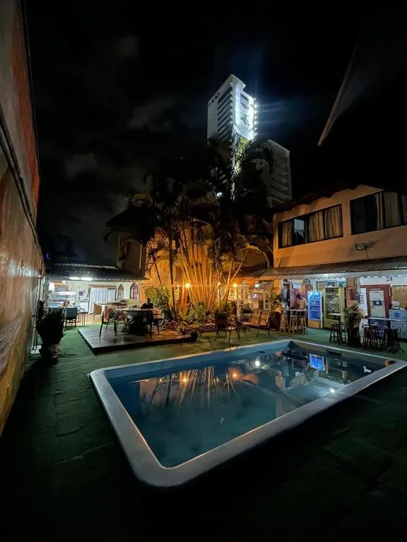 Oceanic Hostel, Balneário Camboriú, na Rua em Balneário Camboriú/SC — foto 29