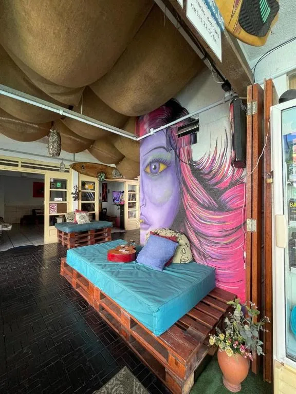 Oceanic Hostel, Balneário Camboriú, na Rua em Balneário Camboriú/SC — foto 37
