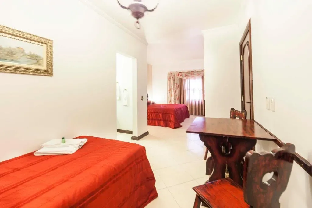 Hotel Tannenhof, Joinville, na Rua Henrique Meyer em Joinville/SC — foto 35