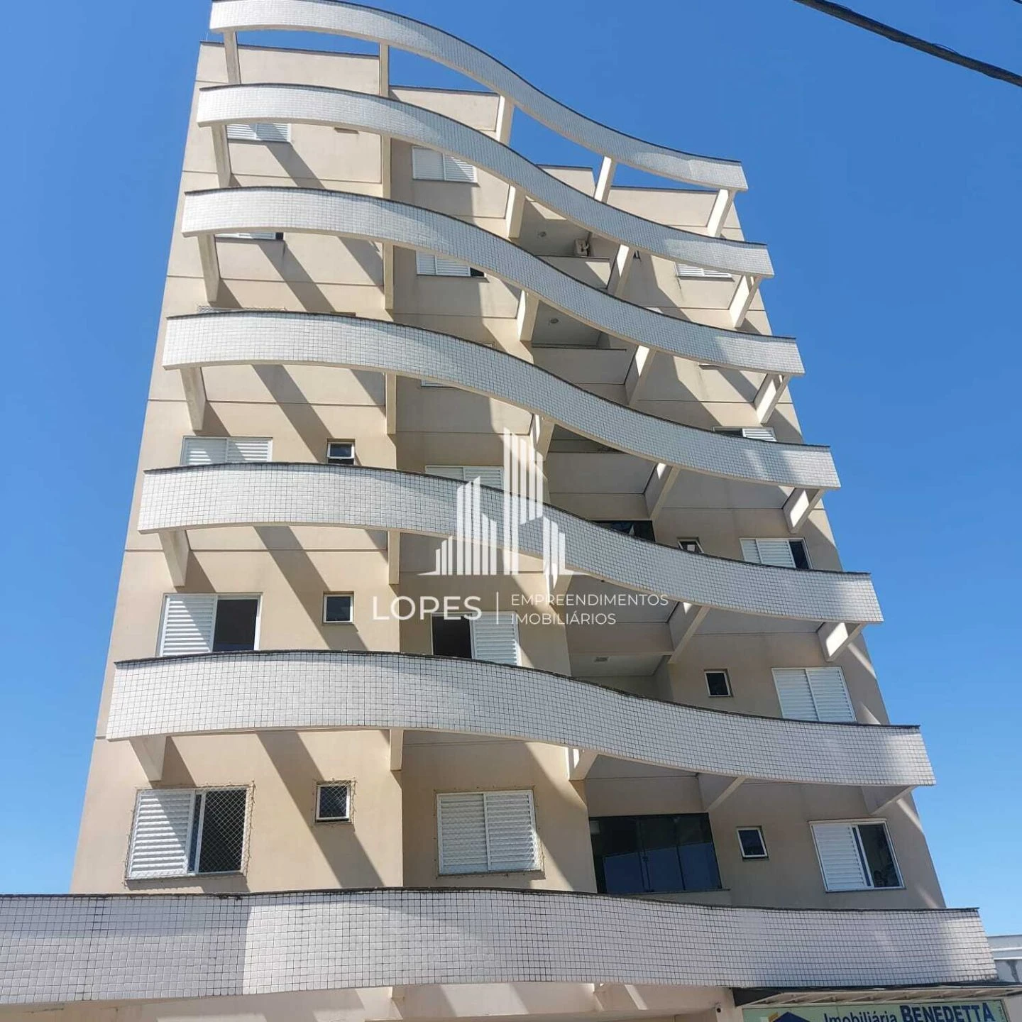 Apartamento com 2 dormitórios sendo 1 suíte no Residencial Carlos Oselamme em Urussanga/SC — foto 2