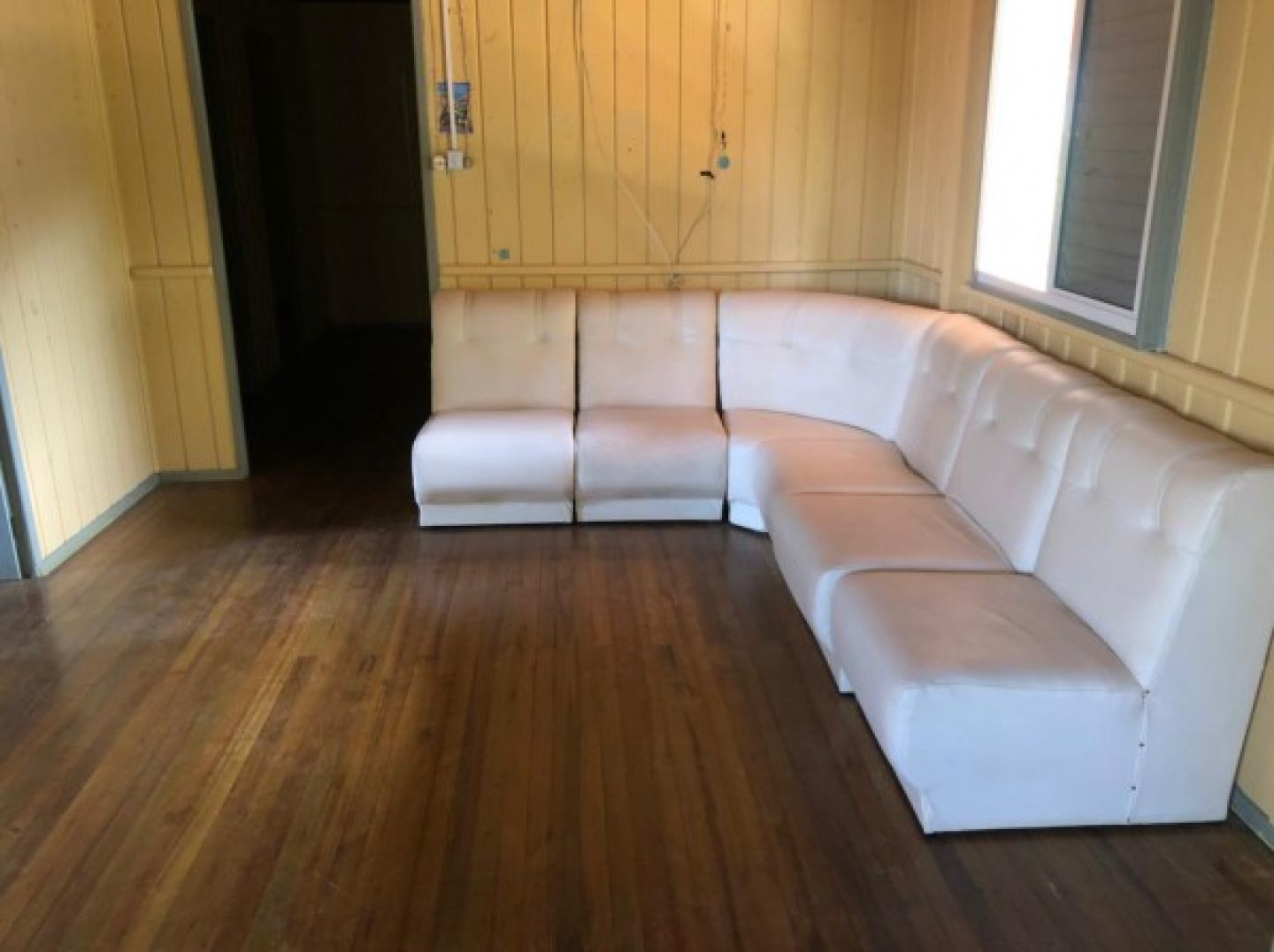 Casa com 3 dormitórios para alugar no bairro Içarence em Lauro Muller/SC — foto 3