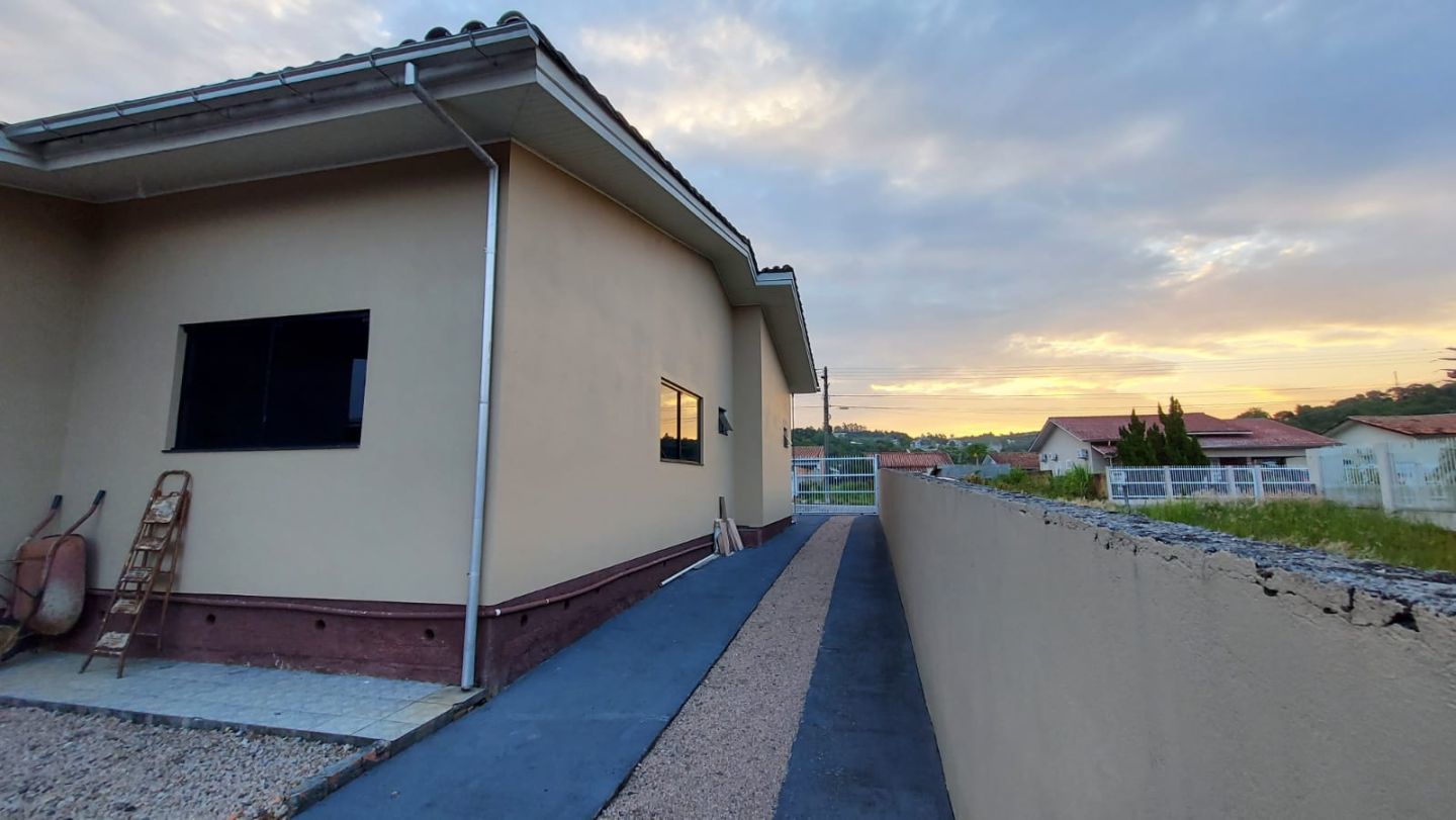 Casa com 3 dormitórios semi mobiliada no bairro Carol em Urussanga/SC — foto 4