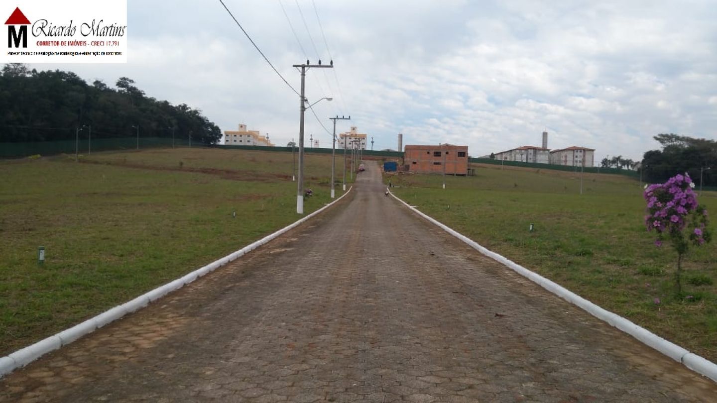Condomínio Bosques de Santa Clara bairro Argentina próx. Imbralit — foto 5
