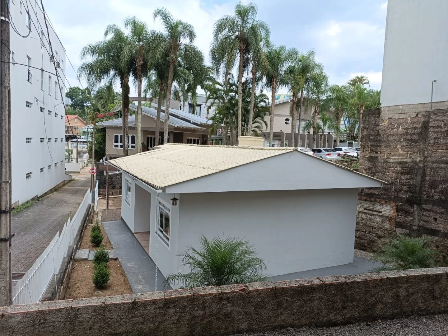 IMPERDÍVEL CASA DE ALVENARIA Á VENDA DE 2 QUARTOS NO CENTRO DE ORLEANS SC — foto 6