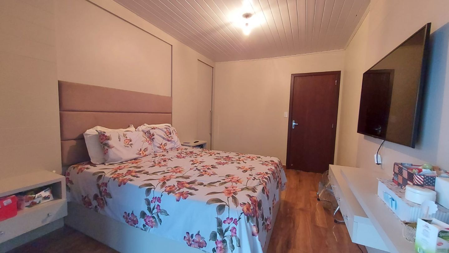 Casa com 3 dormitórios semi mobiliada no bairro Carol em Urussanga/SC — foto 9