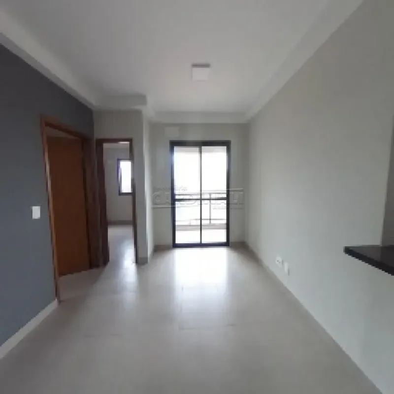 Apartamento para alugar com 68 m², 2 quartos, 1 banheiro, 2 vagas