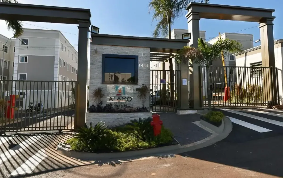 Apartamento para alugar com 47 m², 2 quartos, 1 banheiro, 1 vaga