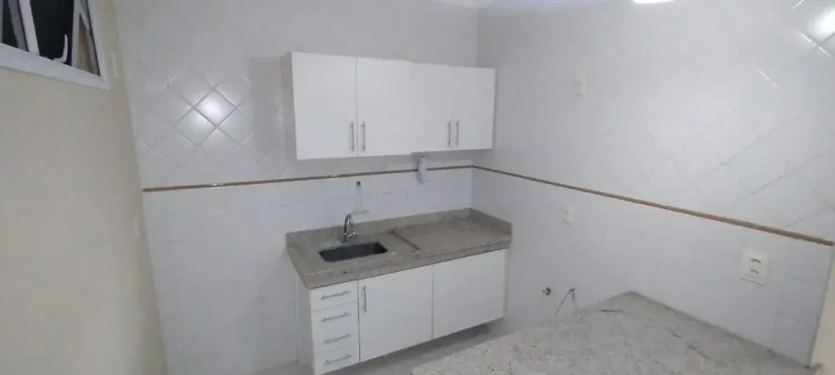Kitnet/Conjugado para alugar com 32 m², 1 quarto, 1 banheiro, 1 vaga, na Avenida do Café, bairro Vila Amélia em Ribeirão Preto/SP — foto 4