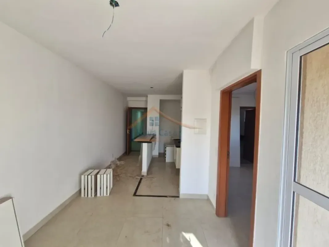 Kitnet/Conjugado para alugar com 35 m², 1 quarto, 1 banheiro, 1 vaga, na Rua Pedro Pegoraro, bairro Ribeirânia em Ribeirão Preto/SP